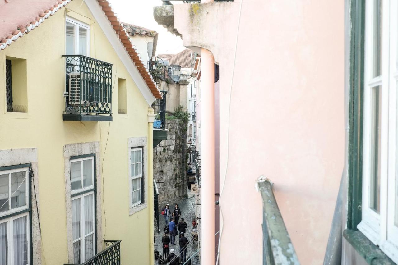 Lisbon Alfama S. Pedro Typical Apartman Kültér fotó